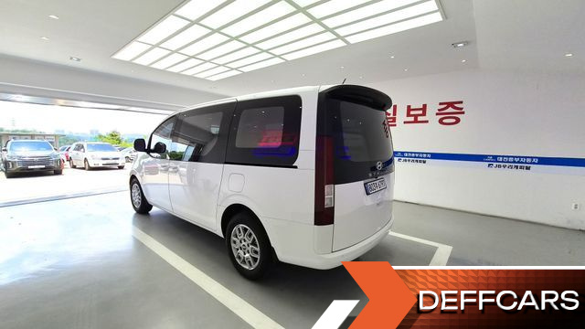 Hyundai STARIA Cargo 3-Seater Modern купить на сайте DeffCars