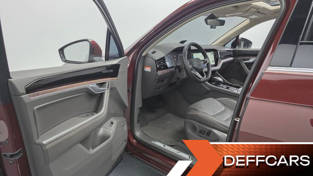 Volkswagen TOUAREG 3.0 TDI Prestige купить на сайте DeffCars