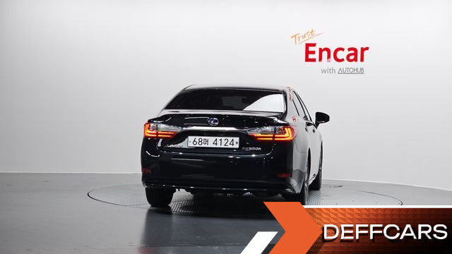 Lexus ES Supreme XV60 купить на сайте DeffCars