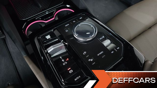 BMW 5-SERIES 520i M Sport купить на сайте DeffCars