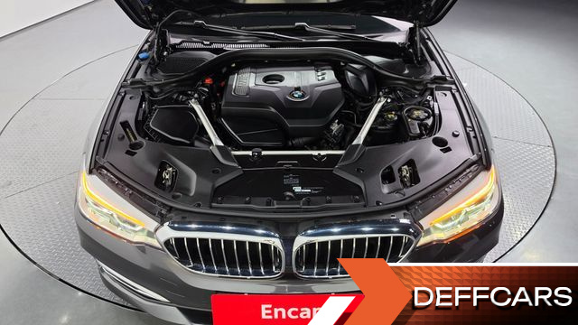 BMW 5-SERIES 530i Luxury Plus купить на сайте DeffCars