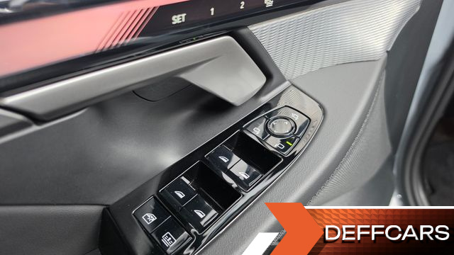 BMW 5-SERIES 530i xDrive M Sport купить на сайте DeffCars
