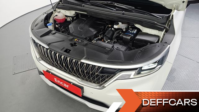Kia CARNIVAL 9-Seater Prestige купить на сайте DeffCars