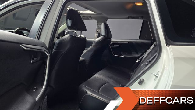 Toyota RAV4 2.5 2WD купить на сайте DeffCars