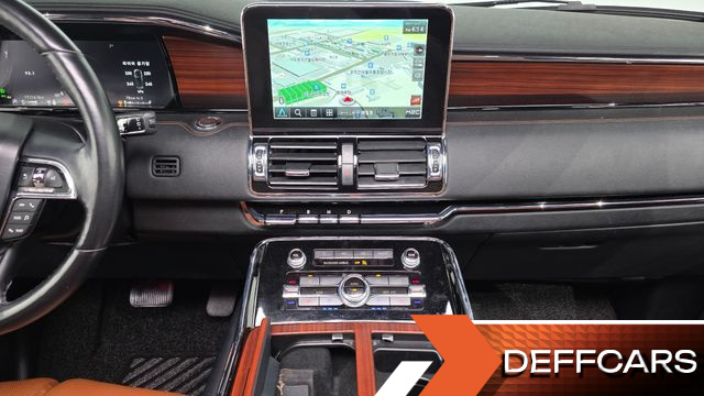 Lincoln NAVIGATOR 3.5L купить на сайте DeffCars