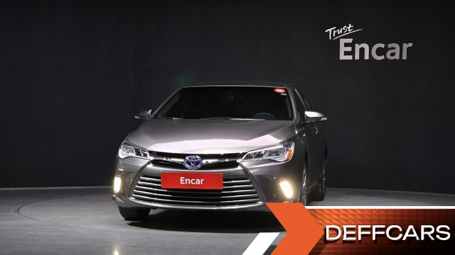 Toyota CAMRY Hybrid XLE купить на сайте DeffCars