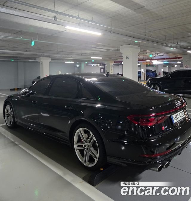Audi S8 4.0 TFSI Quattro LWB купить на сайте DeffCars