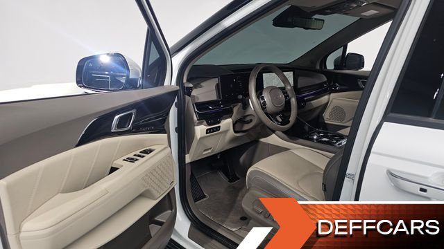 Kia CARNIVAL Gasoline 7-Seater Hi Limousine Signature купить на сайте DeffCars