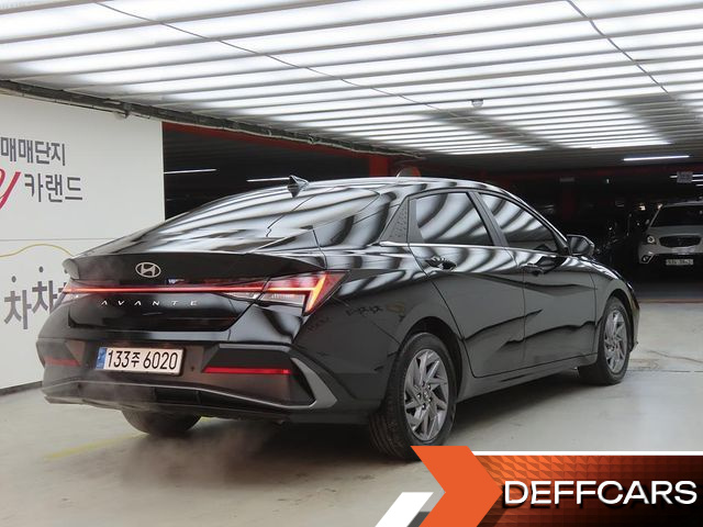 Hyundai AVANTE Inspiration купить на сайте DeffCars
