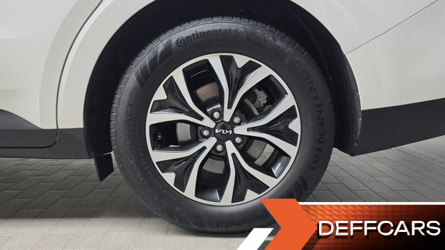 Kia CARNIVAL Gasoline 9-Seater Signature купить на сайте DeffCars