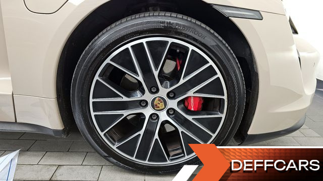 Porsche TAYCAN 4S купить на сайте DeffCars