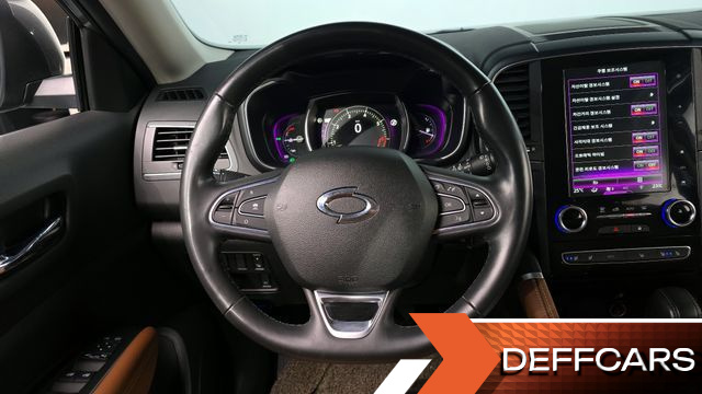Renault-KoreaSamsung QM6 2.0 LPe RE Signature 2WD купить на сайте DeffCars