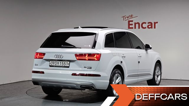 Audi Q7 45 TFSI Quattro купить на сайте DeffCars