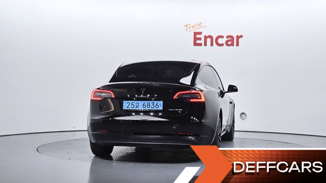 Tesla MODEL 3 Long Range AWD купить на сайте DeffCars