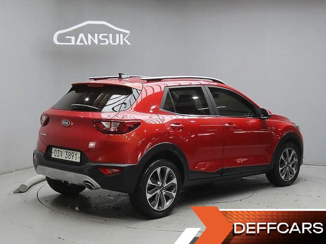 Kia STONIC 1.4 Prestige купить на сайте DeffCars