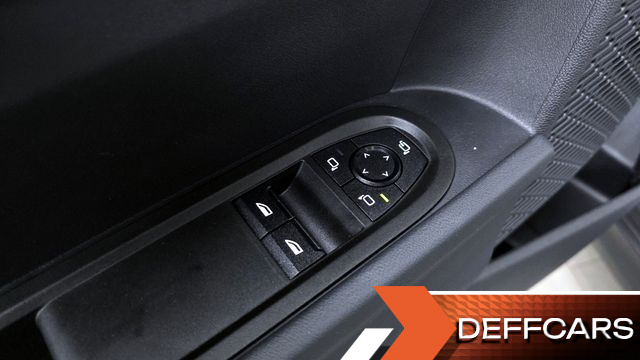 Mini COOPER Favoured купить на сайте DeffCars
