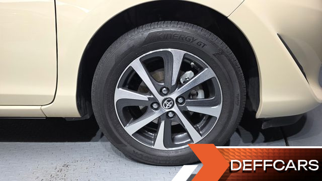 Toyota PRIUS 1.5 купить на сайте DeffCars