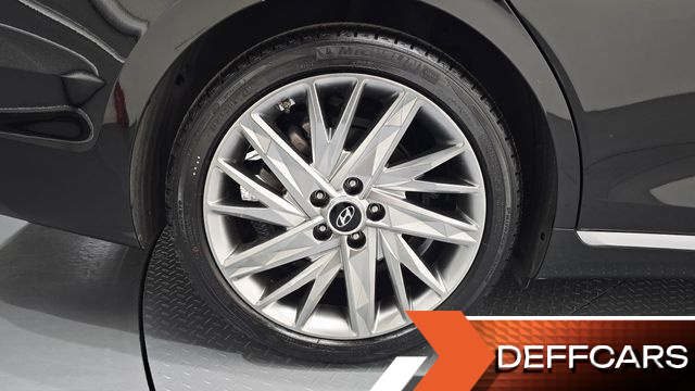 Hyundai GRANDEUR 3.3 Calligraphy купить на сайте DeffCars