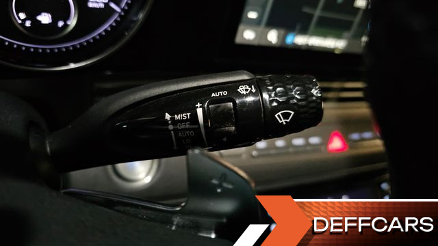 Hyundai GRANDEUR 2.5 Premium Choice купить на сайте DeffCars