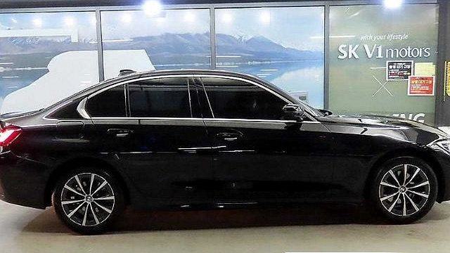 BMW 3-SERIES 320i купить на сайте DeffCars