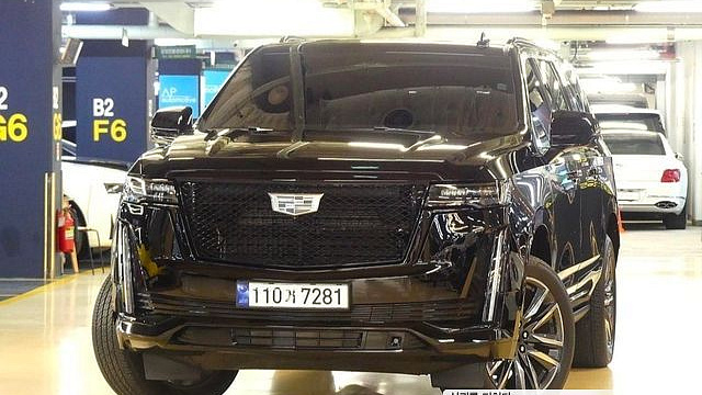 Cadillac ESCALADE 6.2 ESV ESV Sports Platinum купить на сайте DeffCars