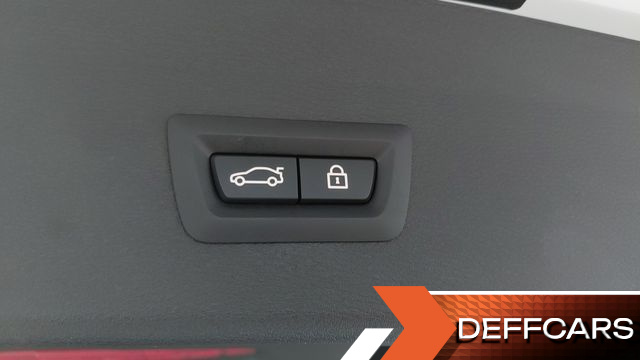 BMW X1 xDrive 20i xLine купить на сайте DeffCars