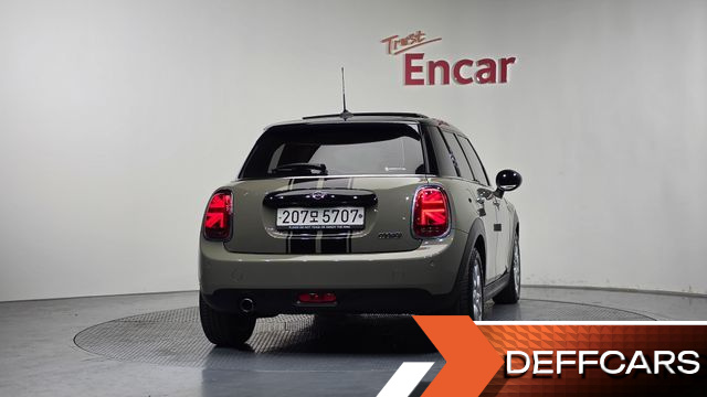 Mini COOPER 5Door HIGH 3rd купить на сайте DeffCars