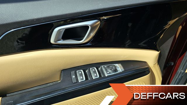 Kia CARNIVAL 9-Seater Prestige купить на сайте DeffCars