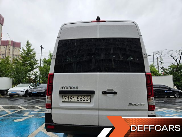 Hyundai SOLATI 15-seater Luxury купить на сайте DeffCars