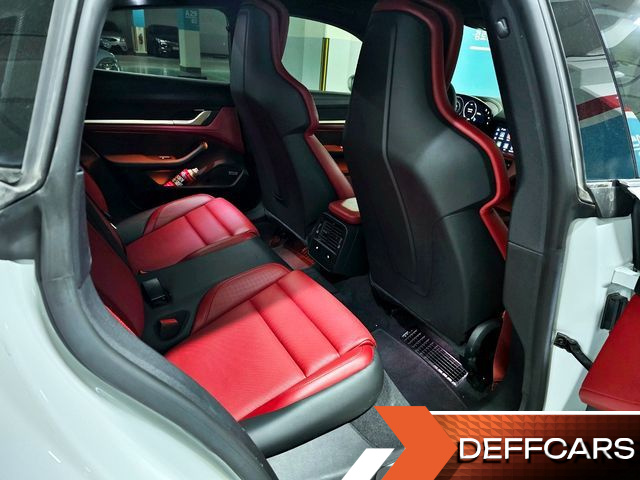 Porsche TAYCAN 4S купить на сайте DeffCars