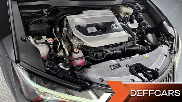 Lexus UX 2.0 2WD купить на сайте DeffCars