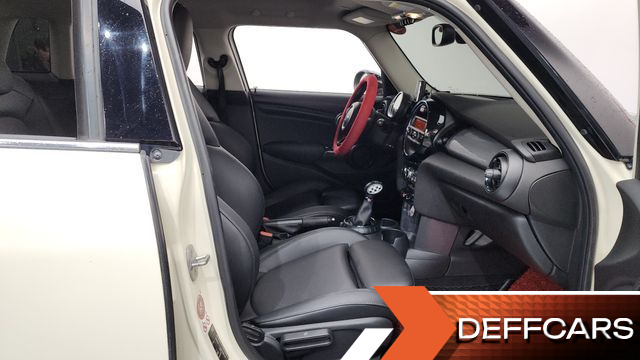 Mini COOPER 5Door Standard 3rd купить на сайте DeffCars