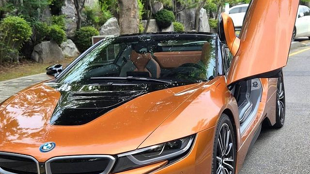 BMW I8 Roadster купить на сайте DeffCars