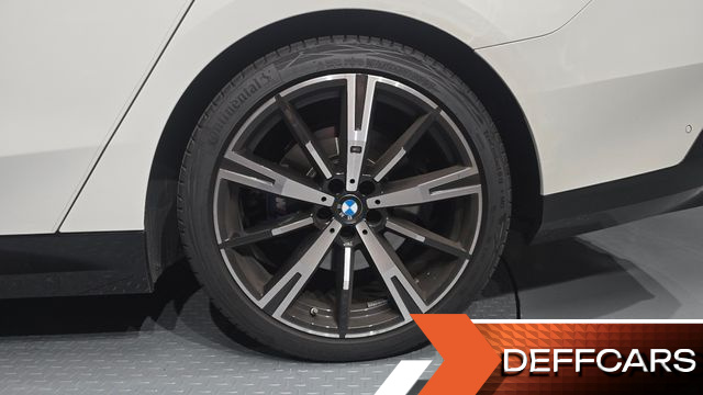 BMW 5-SERIES 530i xDrive M Sport купить на сайте DeffCars