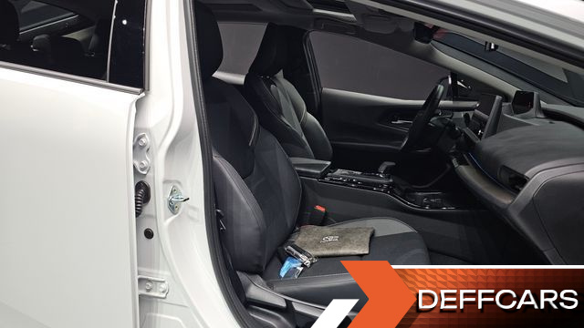 Toyota PRIUS 2.0 XLE AWD купить на сайте DeffCars