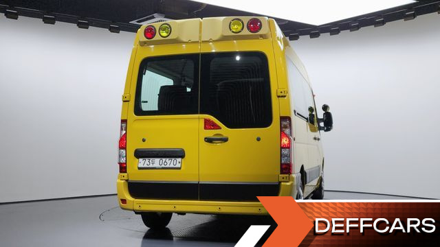 Renault-KoreaSamsung MASTER School Bus 13-Seater купить на сайте DeffCars