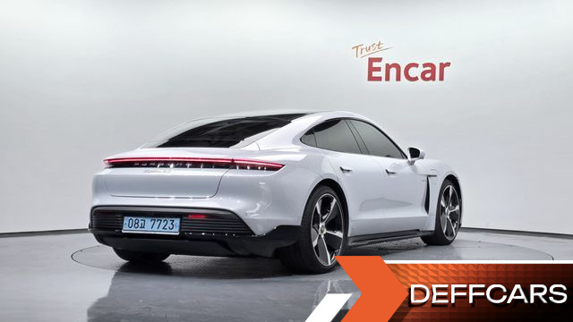Porsche TAYCAN 4S купить на сайте DeffCars