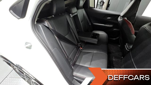 Toyota PRIUS 2.0 PHEV XSE купить на сайте DeffCars