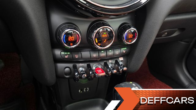 Mini COOPER CONVERTIBLE Standard Second Generation купить на сайте DeffCars