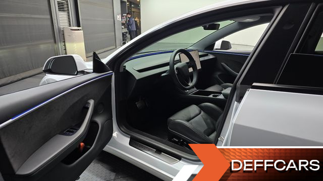 Tesla MODEL 3 Performance купить на сайте DeffCars