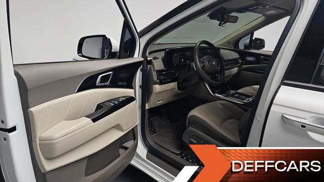 Kia CARNIVAL Gasoline 7-Seater Hi-Limousine Signature купить на сайте DeffCars