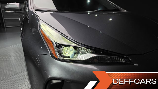 Toyota PRIUS 1.8 купить на сайте DeffCars