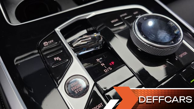 BMW X7 xDrive 40i M Sport 6STR купить на сайте DeffCars