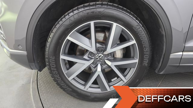 Volkswagen TOUAREG 3.0 TDI Prestige купить на сайте DeffCars