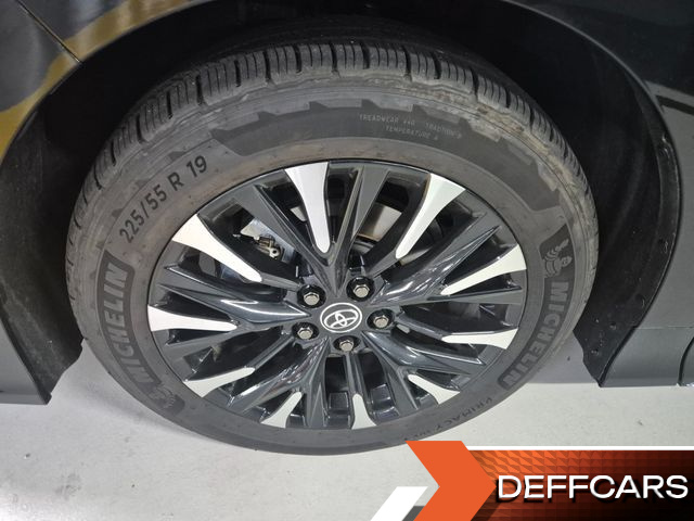 Toyota ALPHARD 2.5 HEV Executive AWD купить на сайте DeffCars