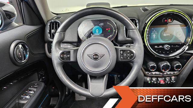 Mini COUNTRYMAN Classic Plus Launch Pack 2nd Gen купить на сайте DeffCars