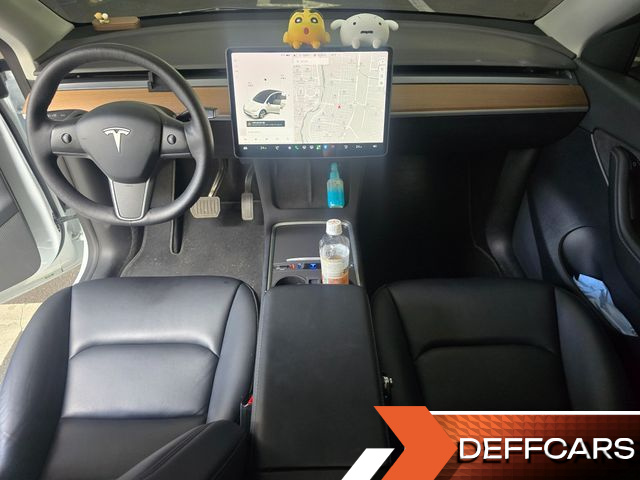 Tesla MODEL Y Long Range AWD купить на сайте DeffCars