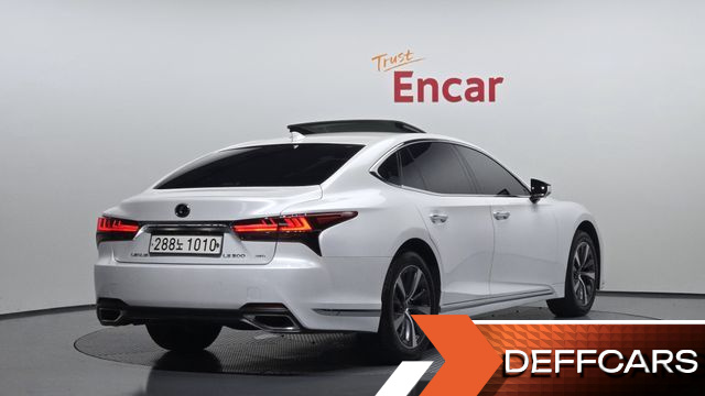 Lexus LS 3.5 Supreme AWD купить на сайте DeffCars