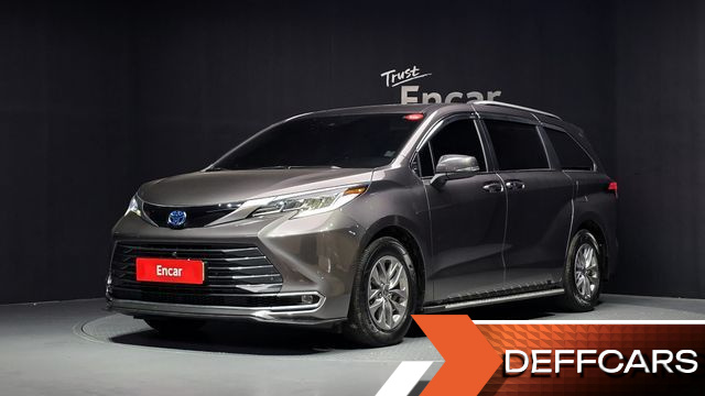 Toyota SIENNA 2.5 Hybrid AWD купить на сайте DeffCars