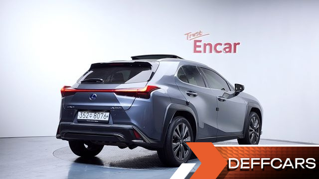 Lexus UX 2.0 F-Sport 2WD купить на сайте DeffCars